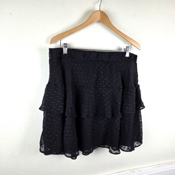 Women's Torrid Heary Shaped Poka Dot Layered Black Mini Skirt Size 01 - Picture 2 of 8